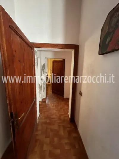 Appartamento in vendita a Siena, Scacciape... - foto 9