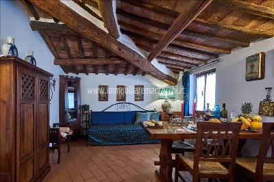 Appartamento in vendita a Siena, Centro st... - foto 1