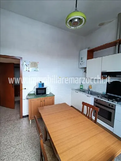 Appartamento in vendita a Siena, Ravaccian... - foto 2