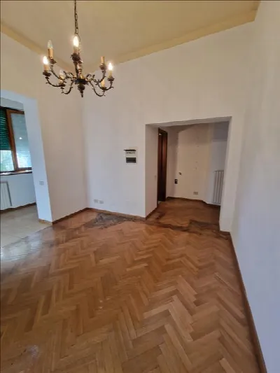 Appartamento in vendita a Castellina in Ch... - foto 3