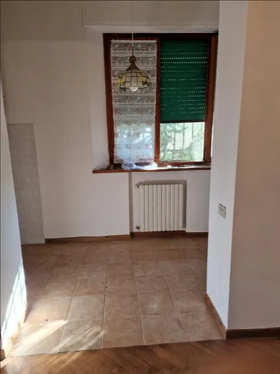 Appartamento in vendita a Castellina in Ch... - foto 4