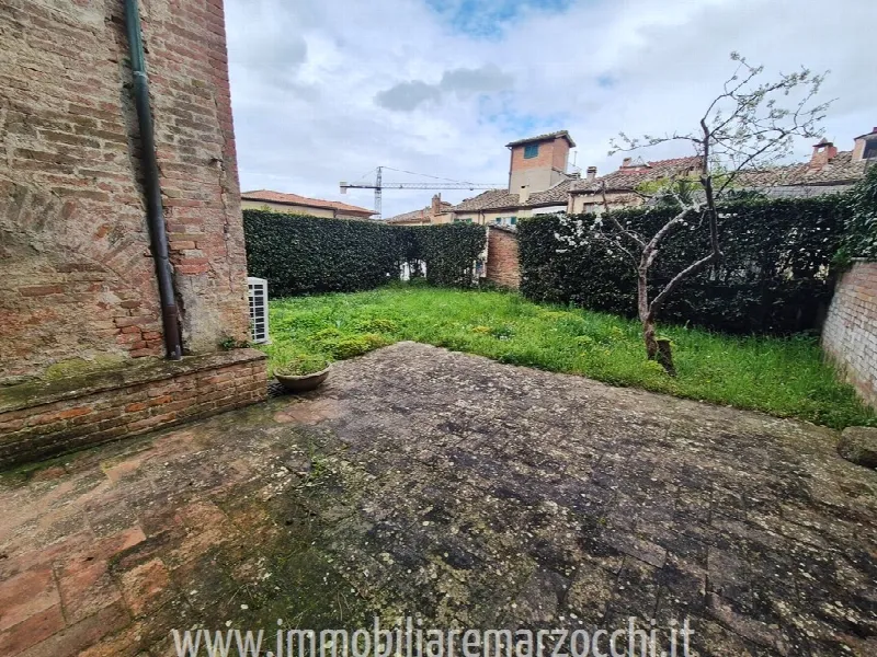 Appartamento in vendita a Siena, Centro storico - foto 1