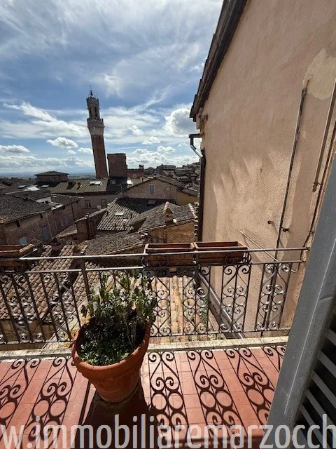Appartamento in vendita a Siena, Centro Storico - foto 1