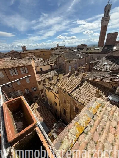 Appartamento in vendita a Siena, Centro st... - foto 4
