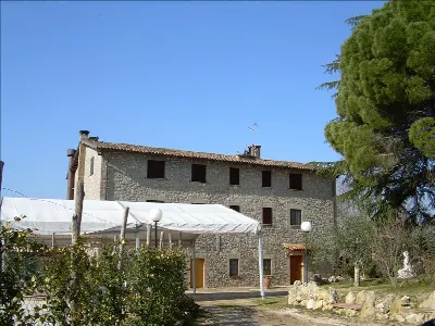 Rustico/Casale in vendita a Fabro - foto 1
