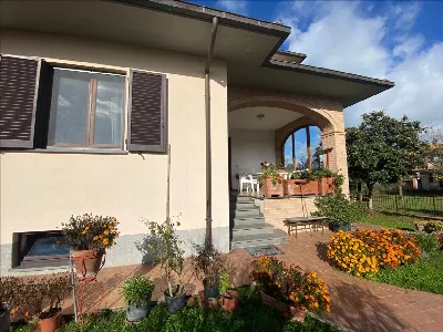 Villa in vendita a Castiglione del Lago - foto 2