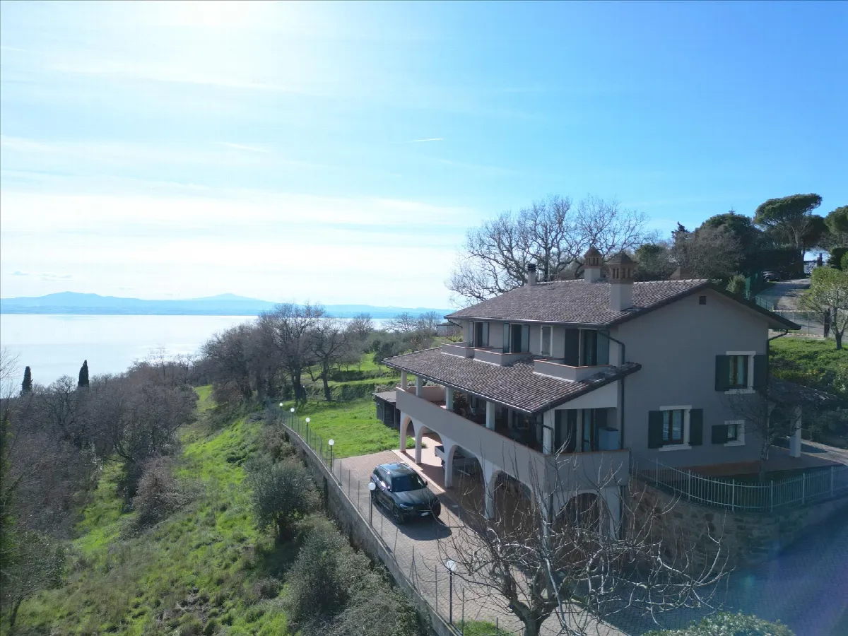 Villa in vendita a Passignano sul Trasimeno - foto 2