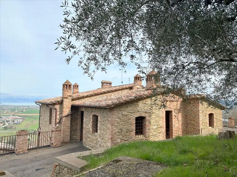 Rustico/Casale in vendita a Panicale - foto 1