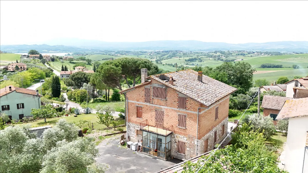 Casa Indipendente in vendita a Castiglione del Lago - foto 2
