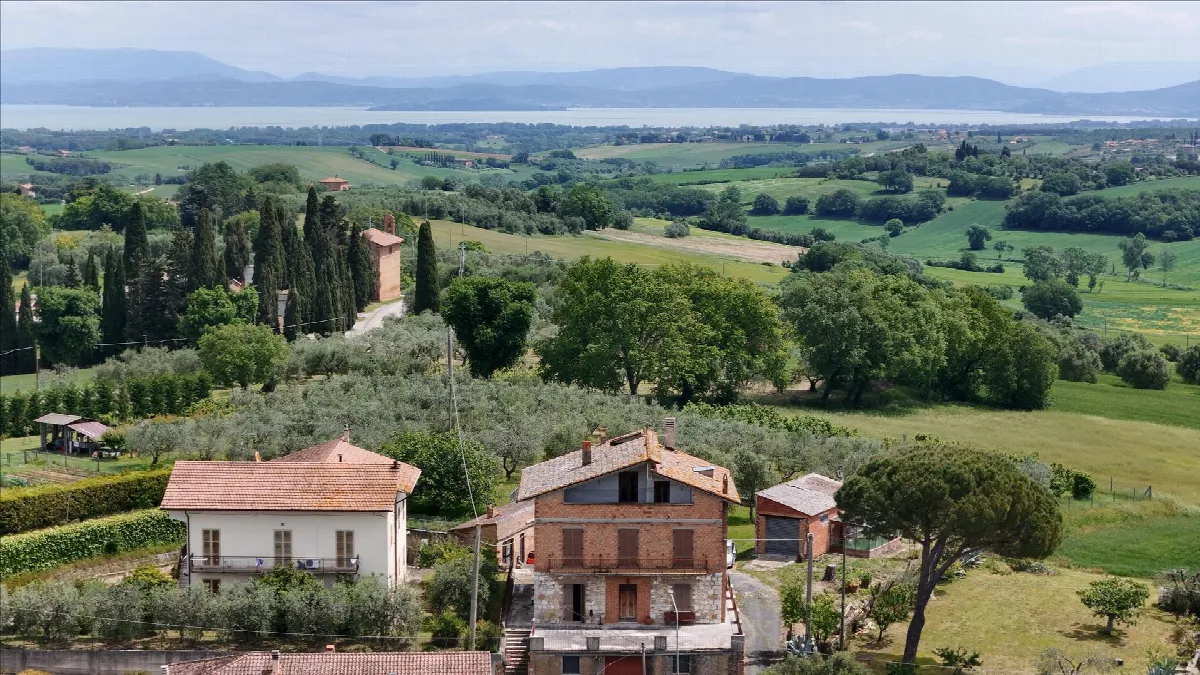 Casa Indipendente in vendita a Castiglione del Lago - foto 3