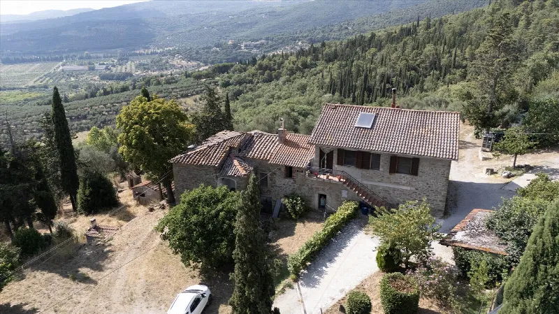 Rustico/Casale in vendita a Passignano sul Trasimeno - foto 1