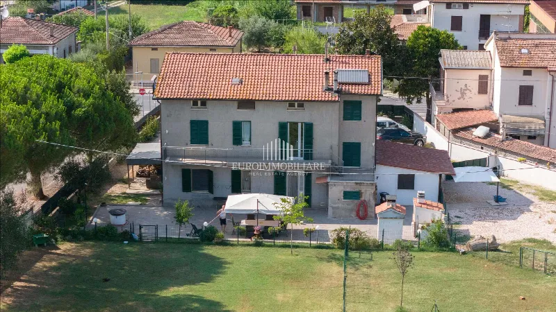 Casa Indipendente in vendita a Magione - foto 1