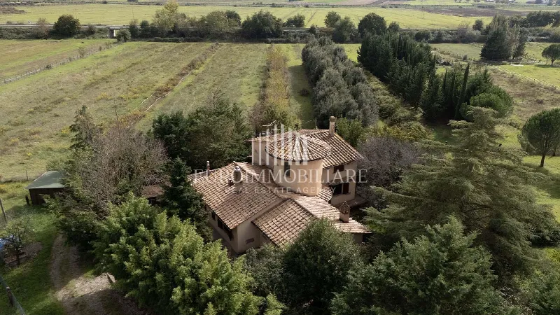 Villa in vendita a Castiglione del Lago - foto 1