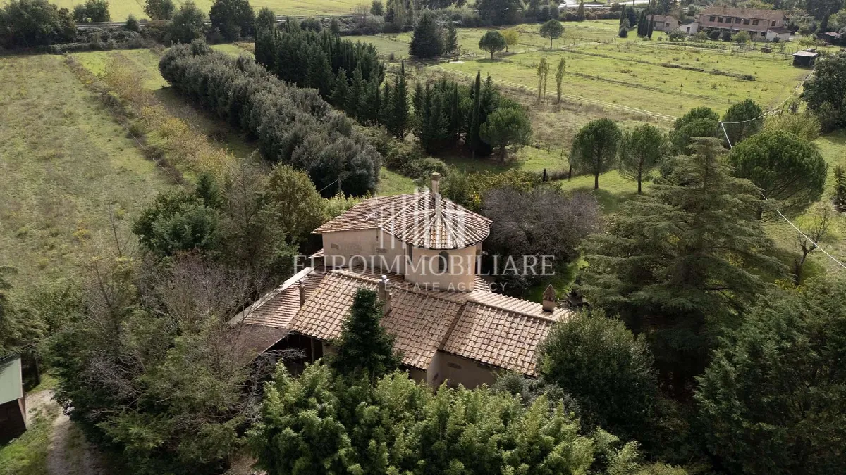 Villa in vendita a Castiglione del Lago - foto 2