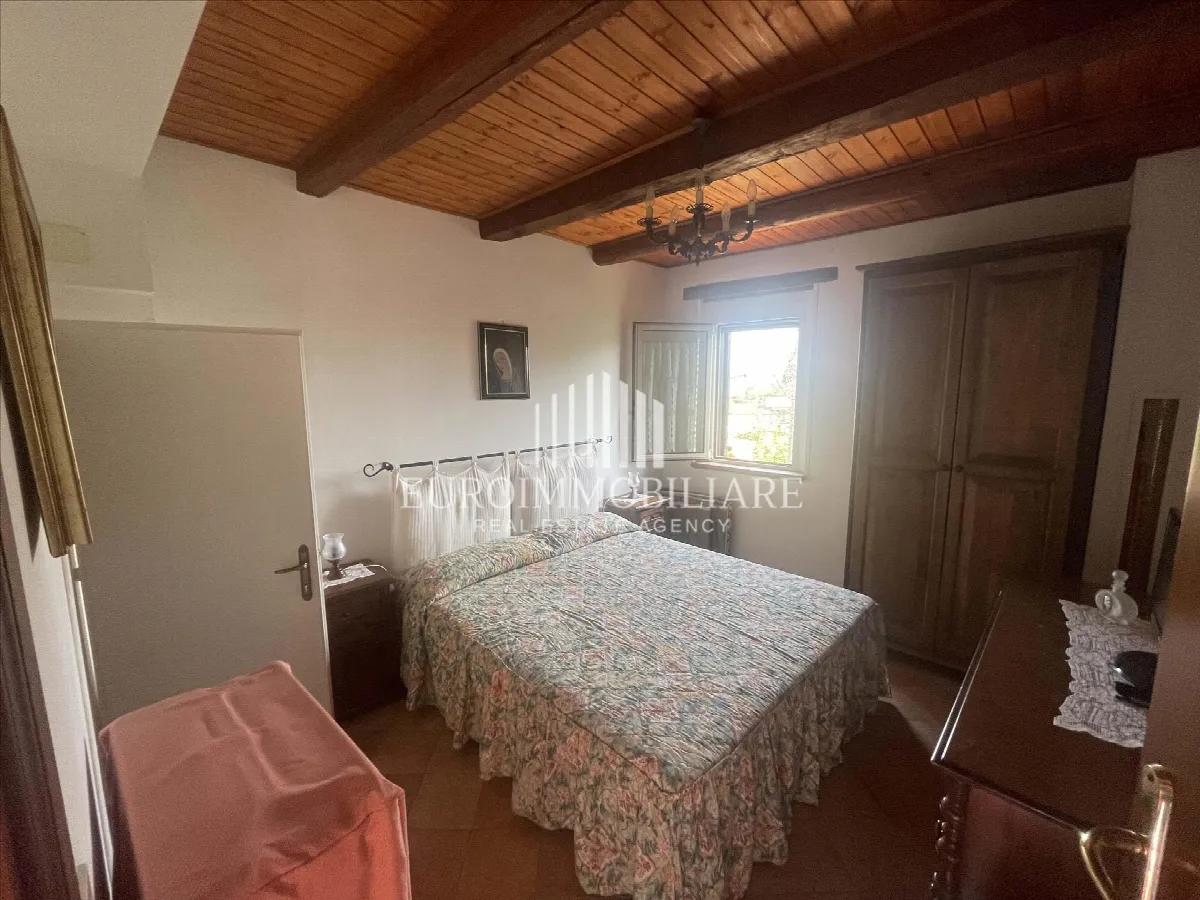 Casa Indipendente in vendita a Castiglione del Lago - foto 4