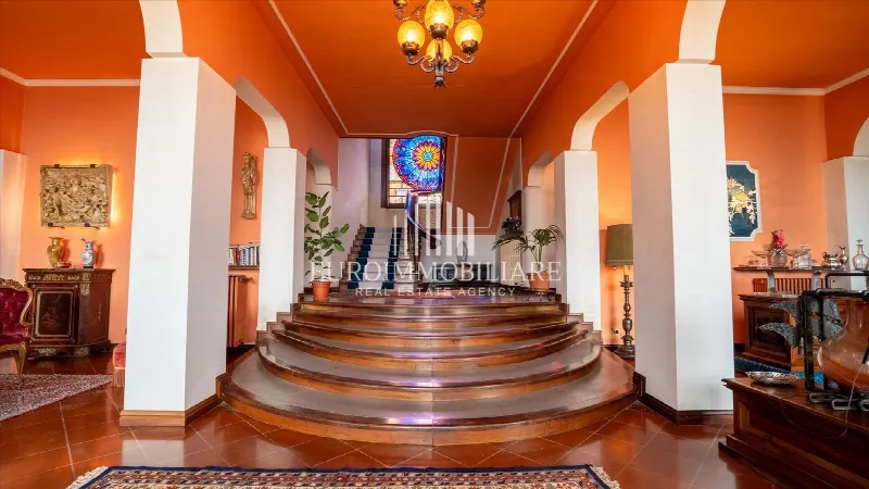 Villa in vendita ad Arezzo, Agazzi, Santa Firmina, Tortaia - foto 1