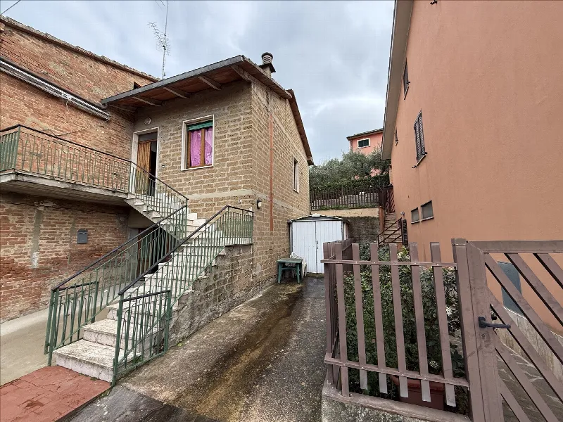 Casa Indipendente in vendita a Castiglione del Lago - foto 1