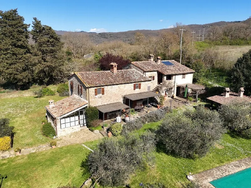 Rustico/Casale in vendita a Passignano sul Trasimeno - foto 1