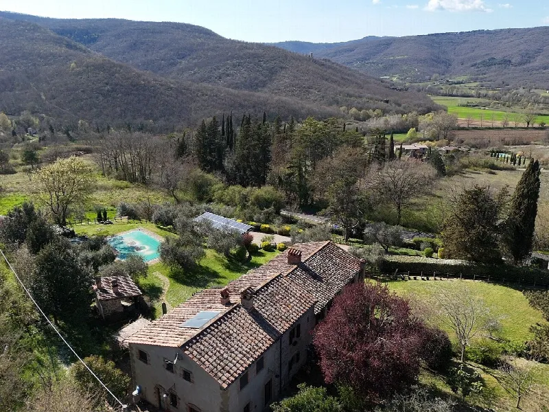 Rustico/Casale in vendita a Passignano sul Trasimeno - foto 3