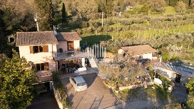 Villa in vendita a Passignano sul Trasimen... - foto 5