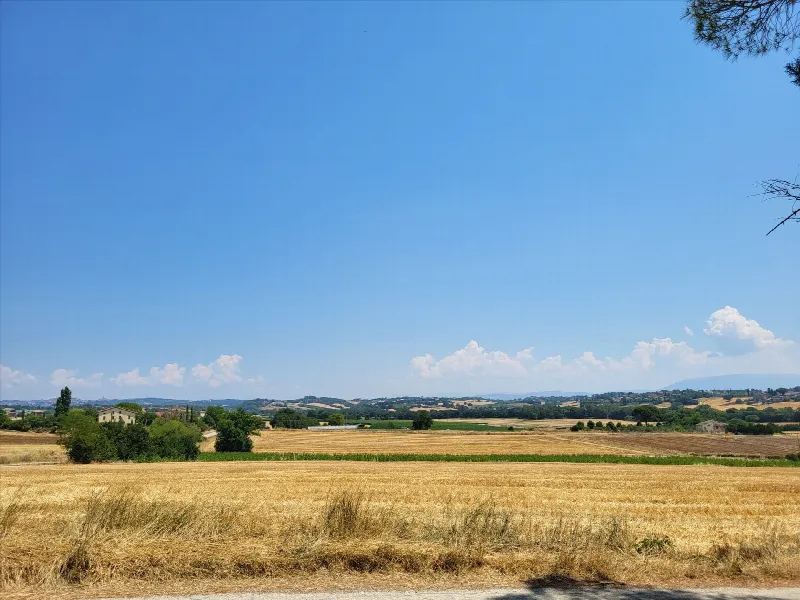 Rustico/Casale in vendita a Perugia - foto 2