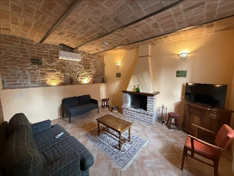 Casa Indipendente in vendita a Castiglione del Lago - foto 1