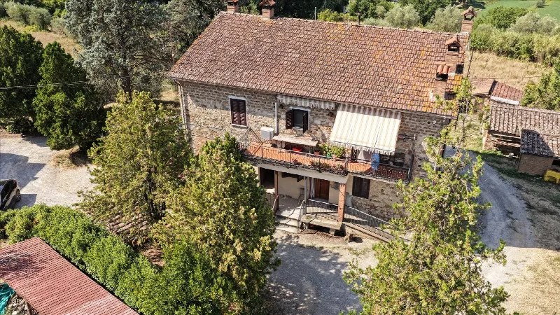 Casa Indipendente in vendita a Fabro - foto 2