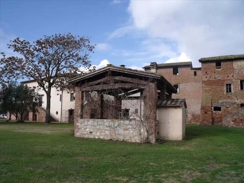 Rustico/Casale in vendita a Castiglione del Lago - foto 2