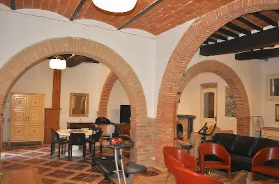 Rustico/Casale in vendita a Chiusi - foto 2