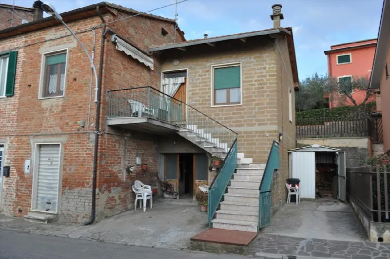 Casa Indipendente in vendita a Castiglione del Lago - foto 1