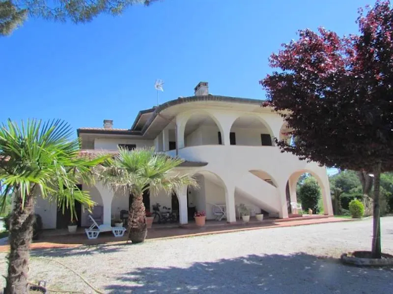 Casa Indipendente in vendita a Castiglione del Lago - foto 1