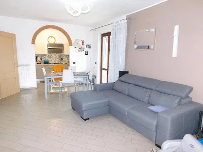 Appartamento in vendita a Castiglione del ... - foto 2
