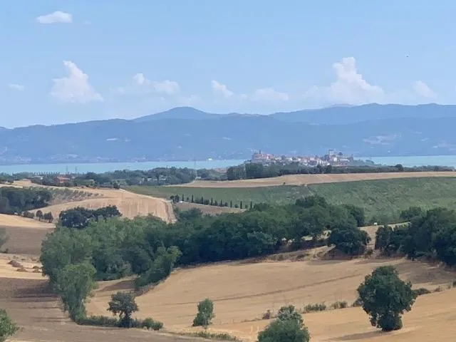 Casa Indipendente in vendita a Castiglione del Lago - foto 1