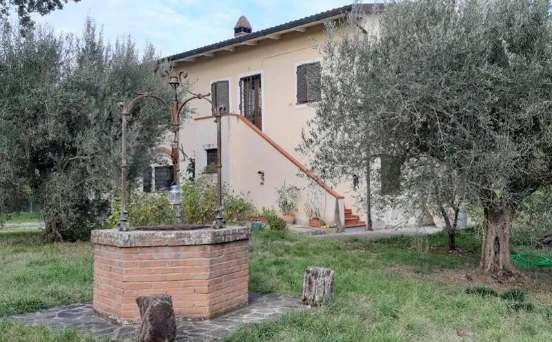 Rustico/Casale in vendita a Castiglione del Lago - foto 2