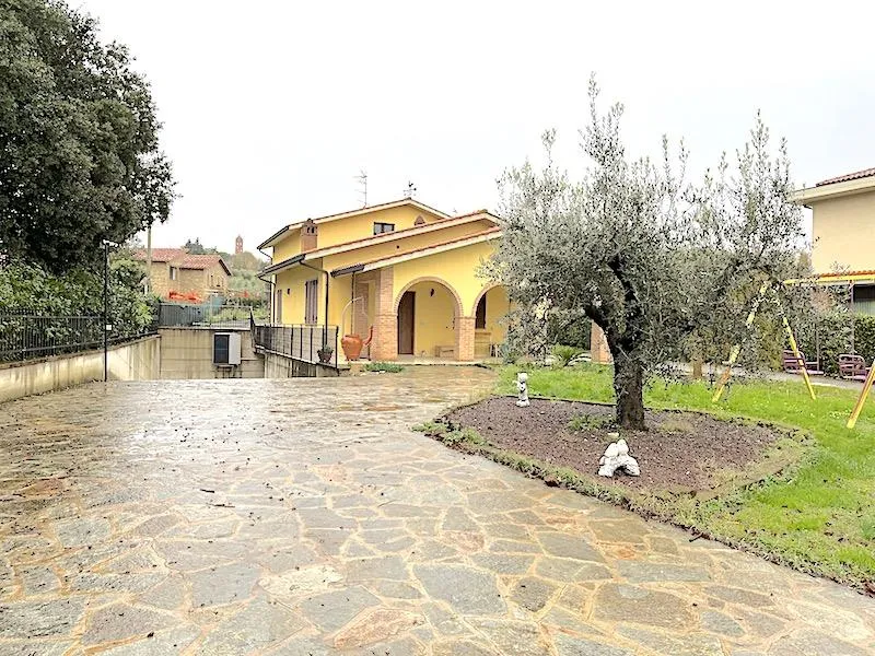Villa in vendita a Castiglione del Lago - foto 1
