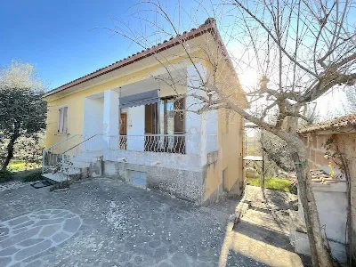 Casa Indipendente a Castiglione del Lago