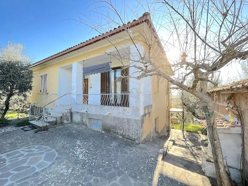 Casa Indipendente in vendita a Castiglione del Lago - foto 1