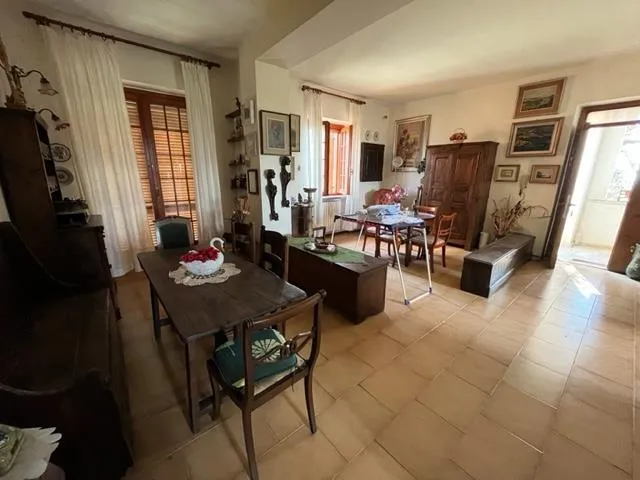 Casa Indipendente in vendita a Castiglione del Lago - foto 2