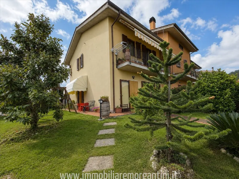 Villetta a schiera in vendita a Sarteano - foto 1