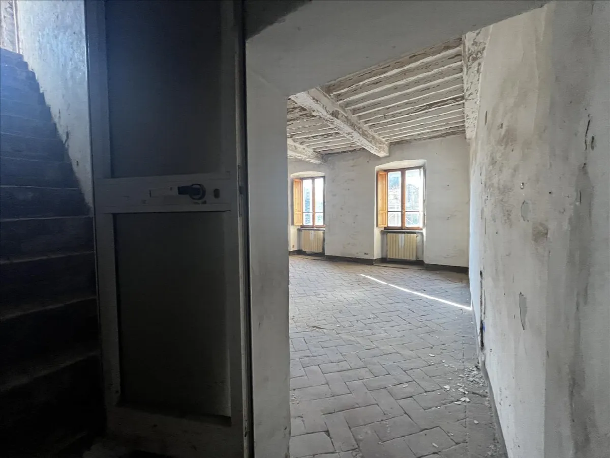 Palazzo/Stabile in vendita a Sarteano - foto 4