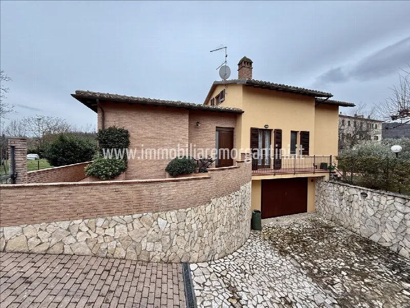 Villa in vendita a Sarteano - foto 2