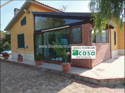 Villa a San Cataldo