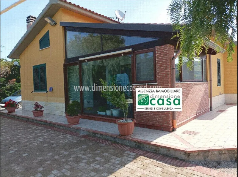 Villa in vendita a San Cataldo - foto 1