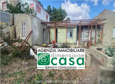 Villa a San Cataldo