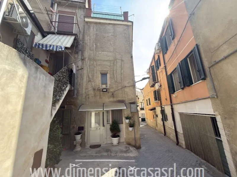 Casa Indipendente in vendita a San Cataldo - foto 2