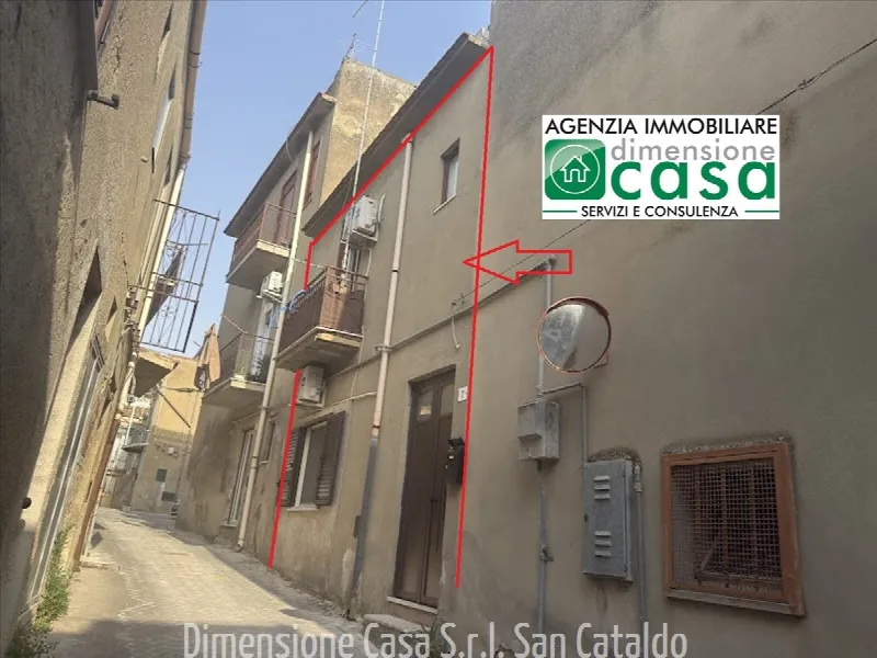 Casa Indipendente in vendita a San Cataldo - foto 1