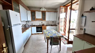 Appartamento in vendita a San Giorgio Piac... - foto 1