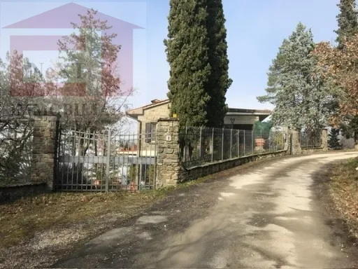 Villa in vendita a Pelago - foto 1
