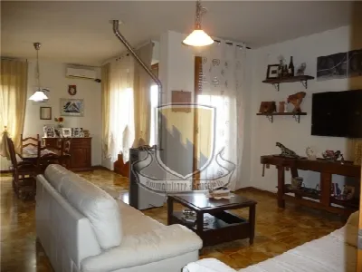 Appartamento in vendita a Monteroni d'Arbi... - foto 8