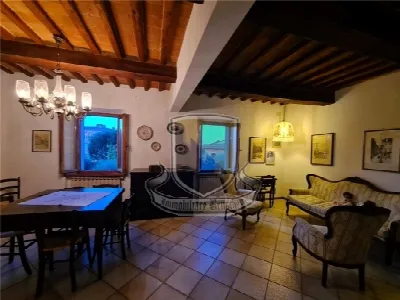 Appartamento a Sovicille
